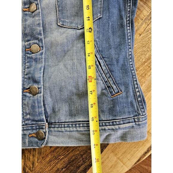 J. Crew Women's Denim Jean Jacket Sz S Metal Buttons Pockets Classic Preppy - Picture 2 of 9